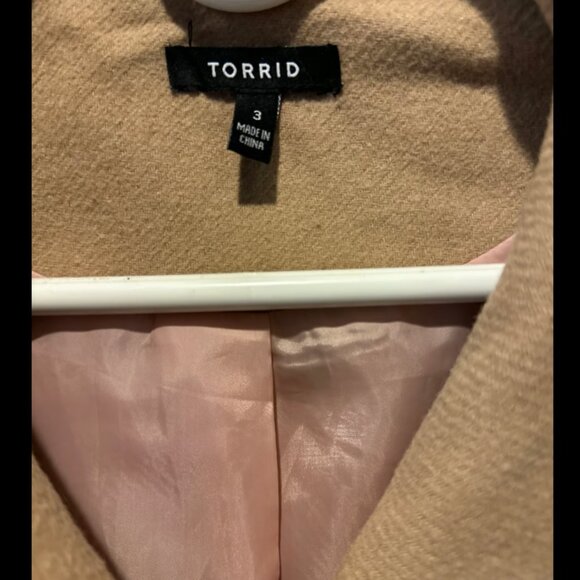 Women's Tan Peacoat‎ - Picture 2 of 5